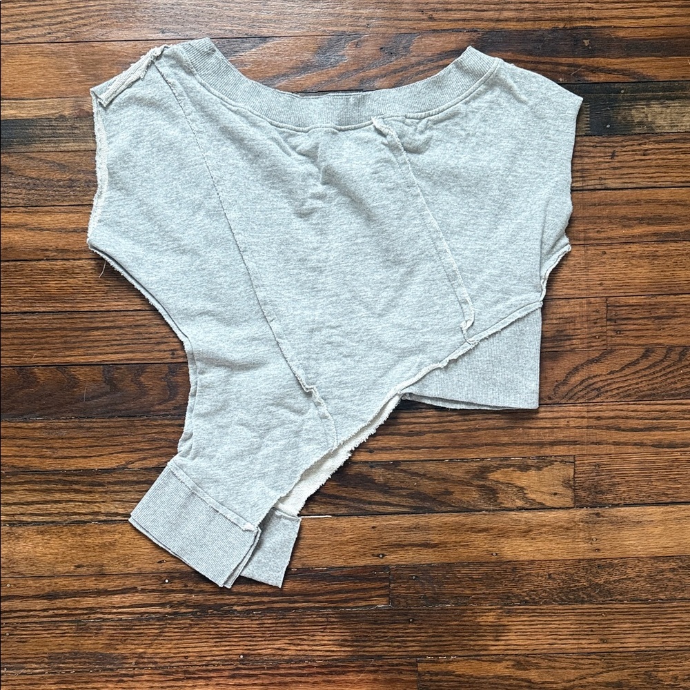 Chic Light Gray Women's Crop Top
